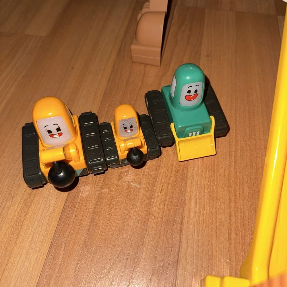 VTech Go! Go! Cory Carson O'Tool's Construction Site Complete + 3 Extra Vehicles